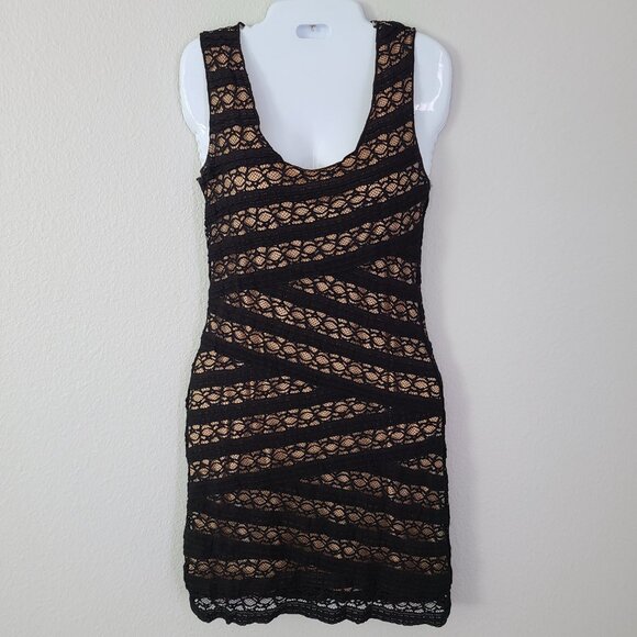 Max Studio Dresses & Skirts - Max Studio Lace Sheath Dress Black Nude Lined Women's Size XS